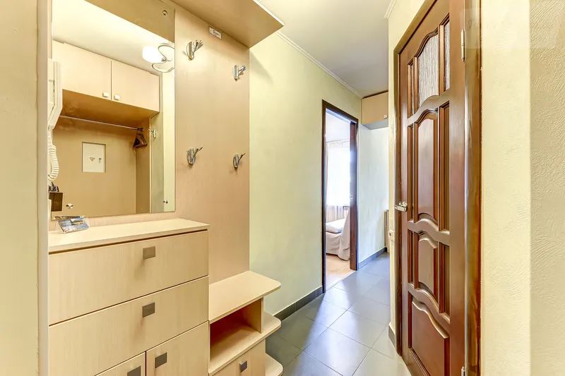 6-я Красноармейская улица, 18