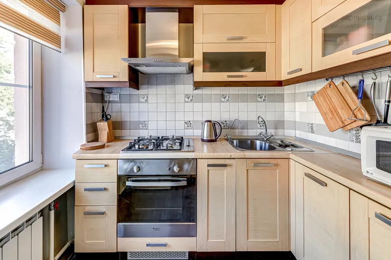6-я Красноармейская улица, 18