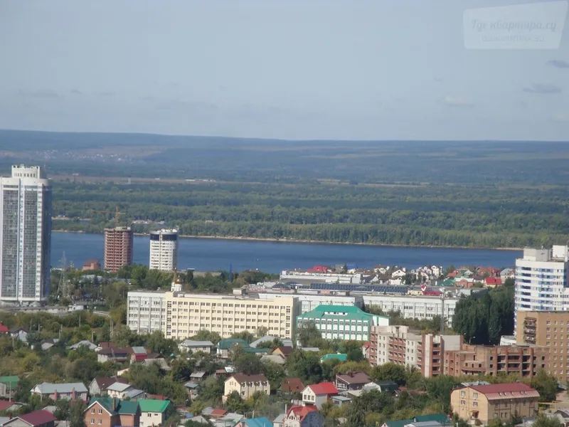 проспект Карла Маркса, 196