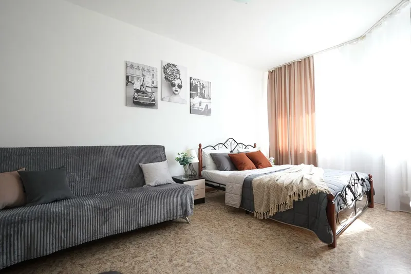 Омская улица, 23