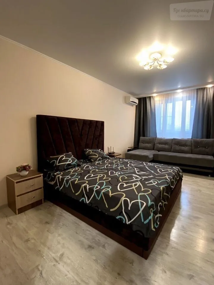 улица Александра Покрышкина, 2/2