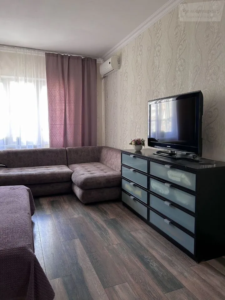 улица Александра Покрышкина, 4/4
