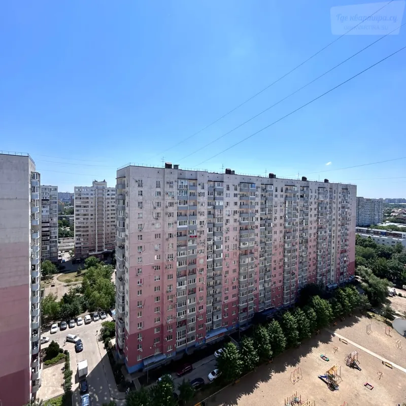 улица Александра Покрышкина, 2/1