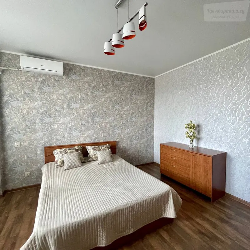 улица Александра Покрышкина, 2/2
