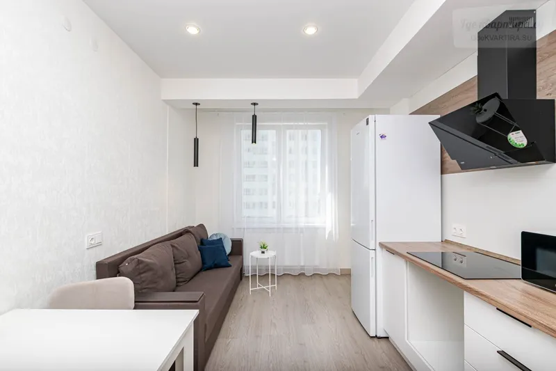 улица Александра Турчевича, 8