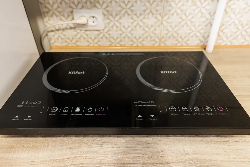 Красноармейский проспект, 1