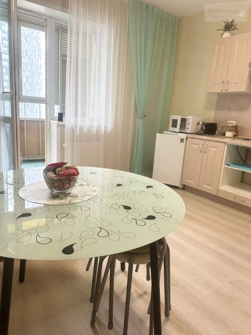 шоссе Революции, 52В