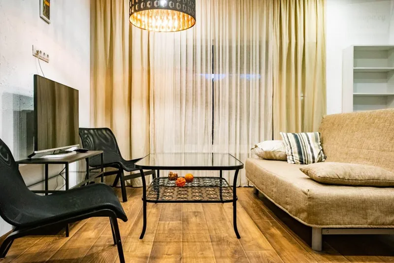 улица Леселидзе, 15