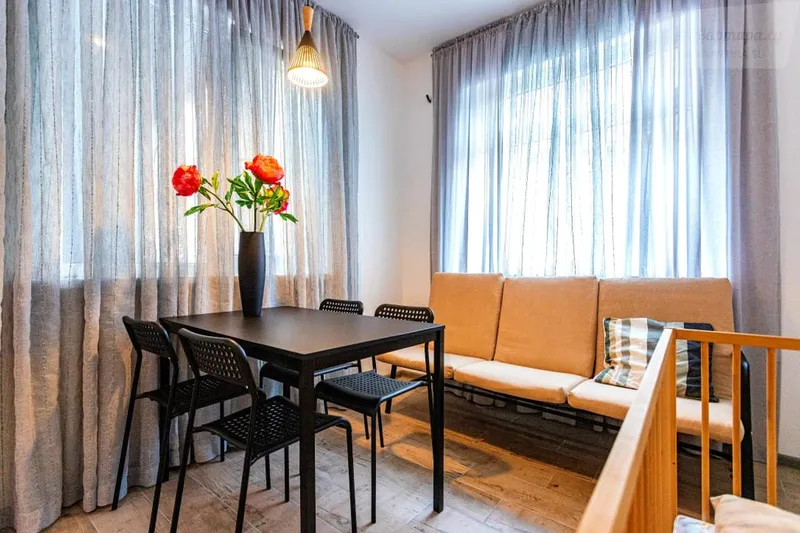 улица Леселидзе, 15