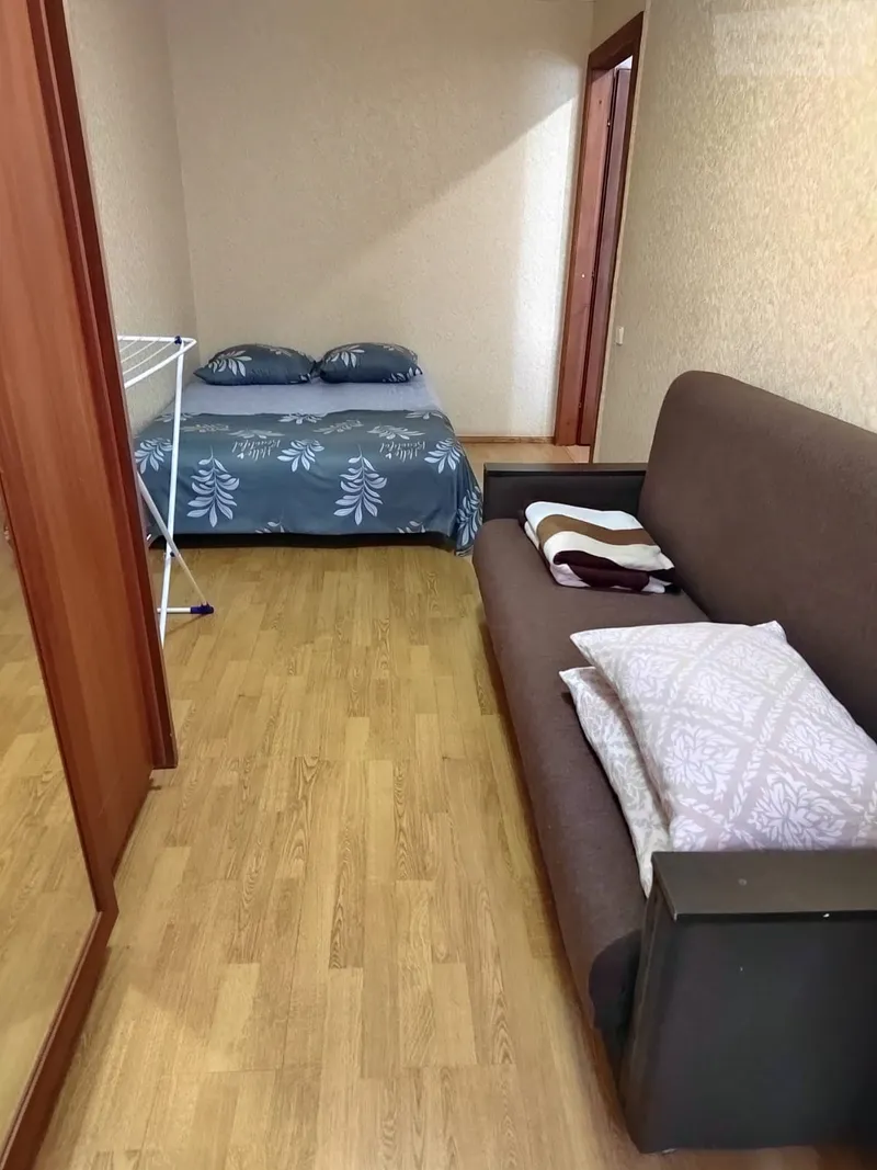 улица Братьев Кадомцевых, 8