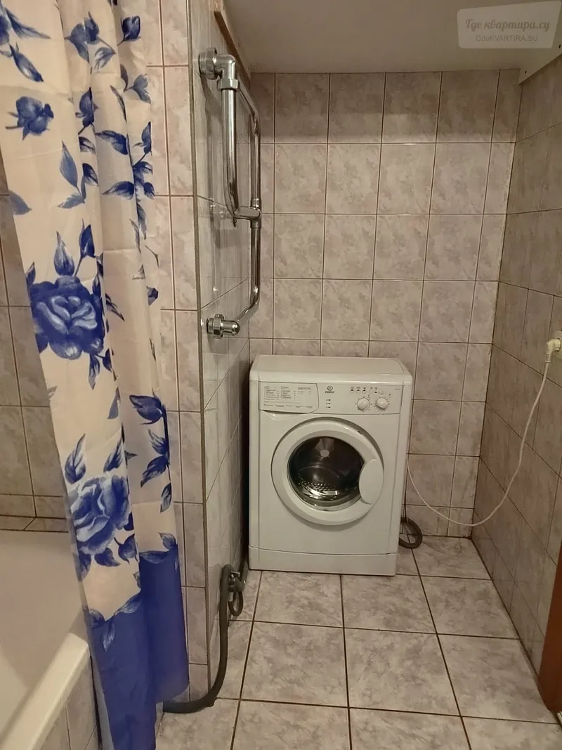 улица Братьев Кадомцевых, 8