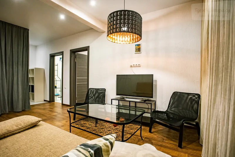 улица Леселидзе, 15