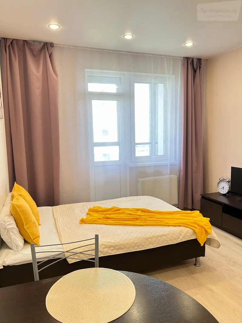Среднерогатская улица, 16к4