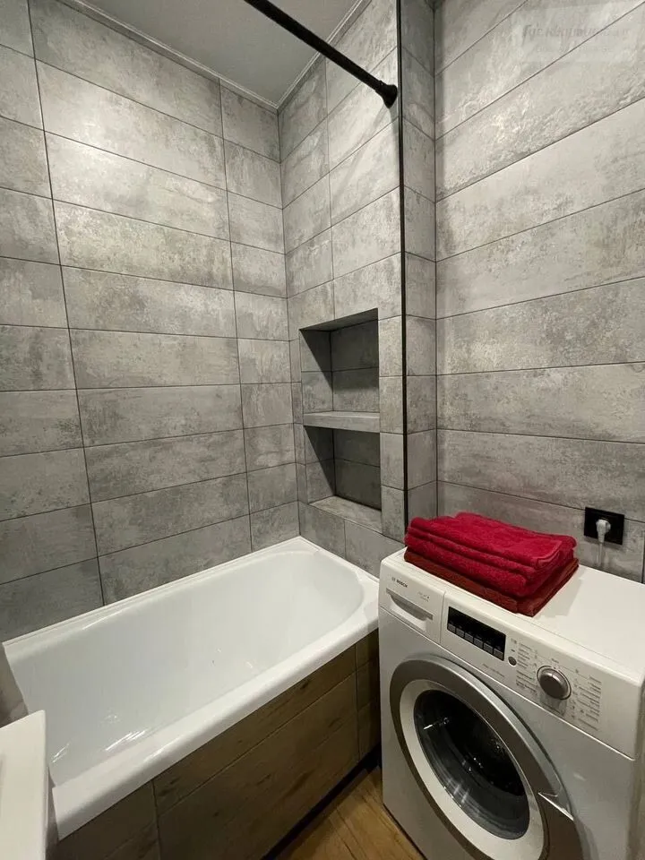 улица Ульянова, 24