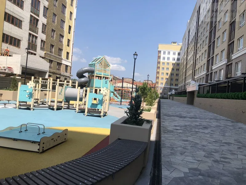 улица Ульянова, 24