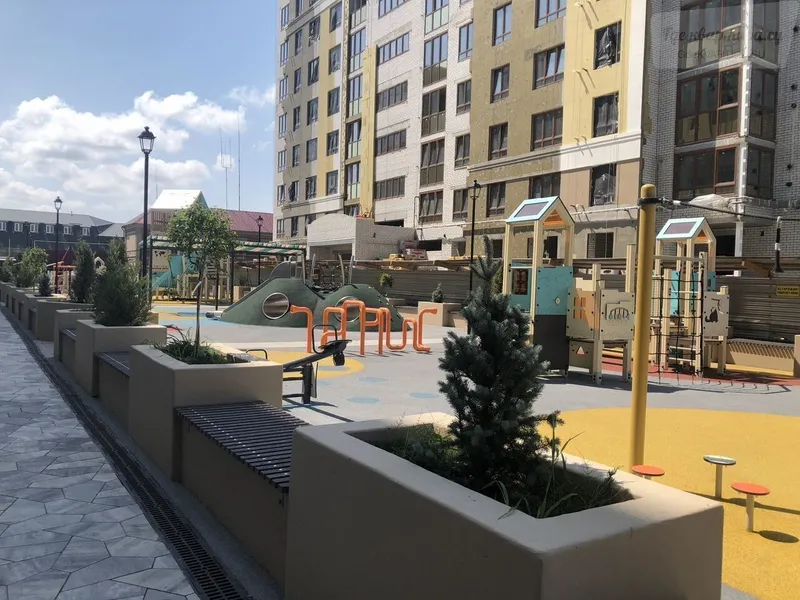 улица Ульянова, 24