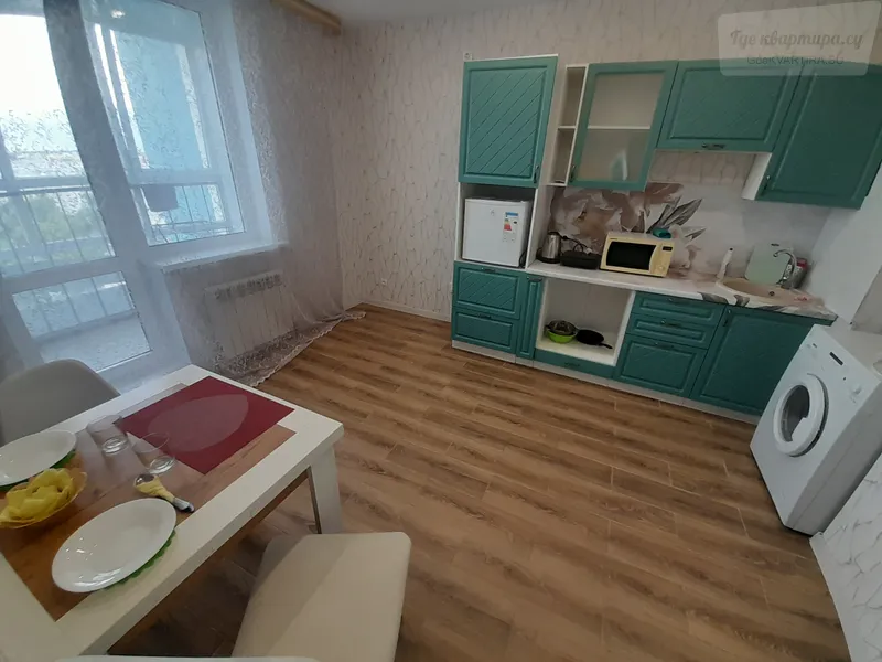 бульвар М.М. Кузьмина, 13