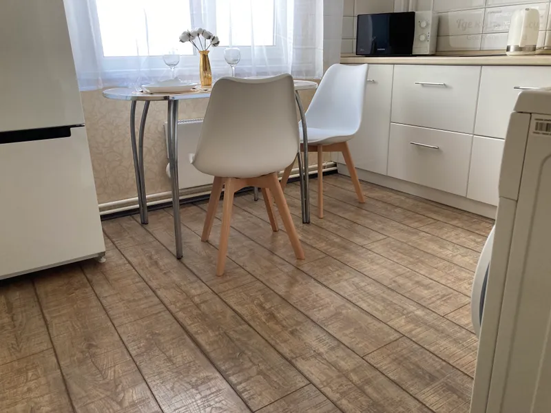 Взлётная улица, 87