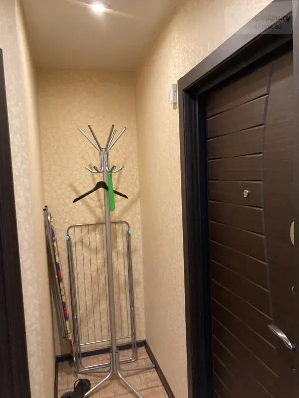 Взлётная улица, 87