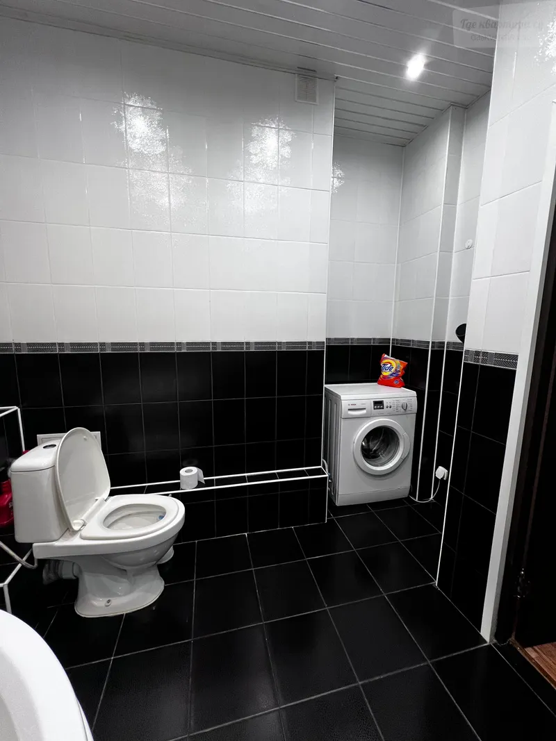 шоссе Космонавтов, 215