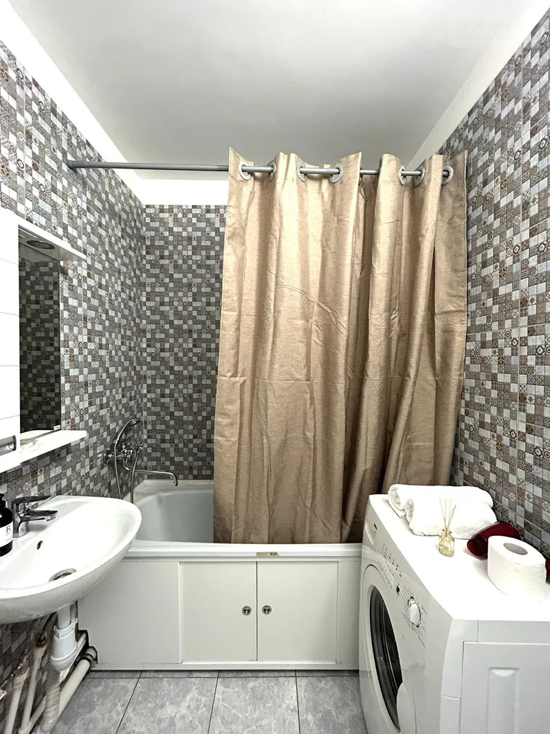 улица Лесников, 25