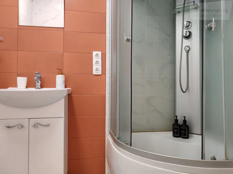 Алматинская улица, 4