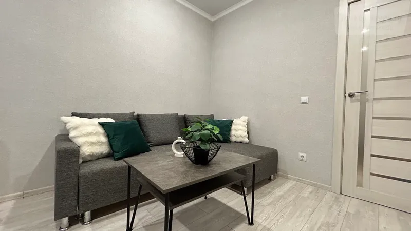 улица Евгении Жигуленко, 13к2