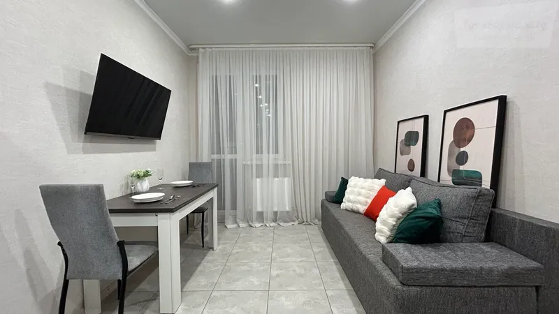 улица Евгении Жигуленко, 13к2