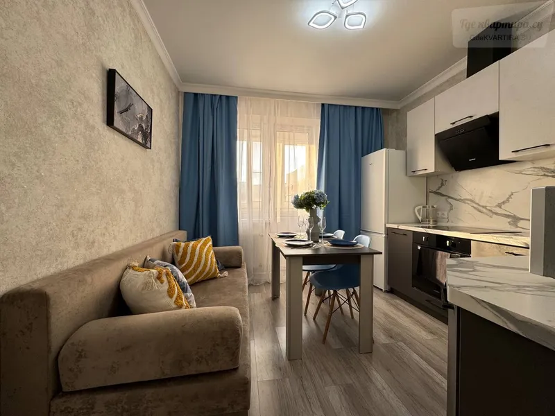 улица им. Героя Яцкова И.В., 14