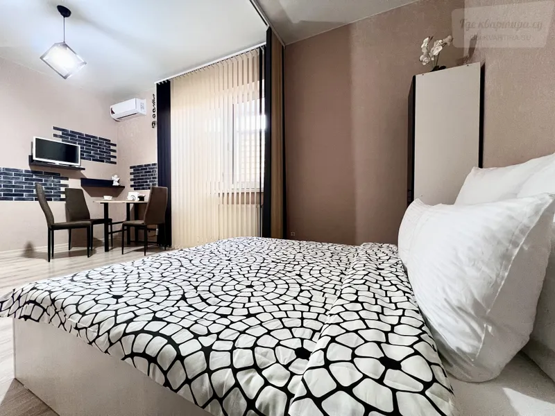 Казбекская улица, 15