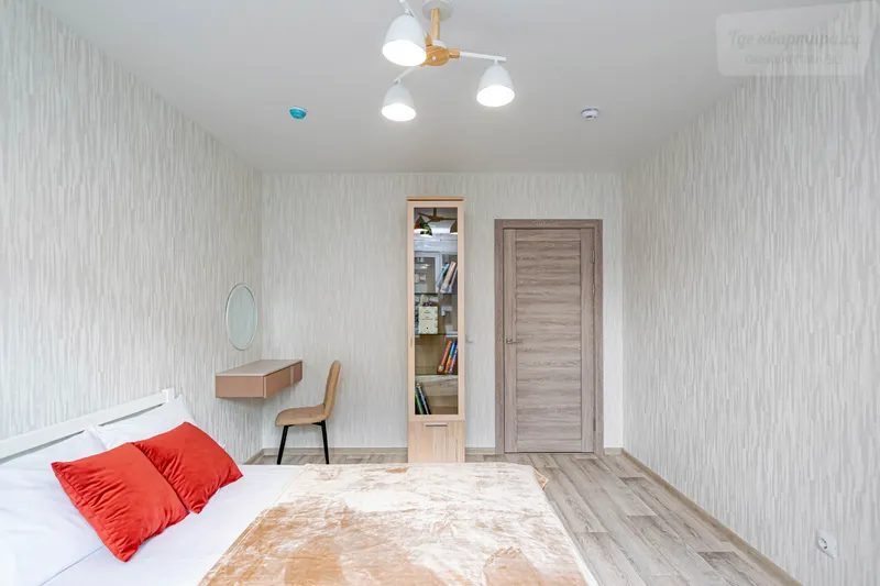 Серебристая улица, 7