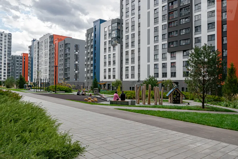 Серебристая улица, 7