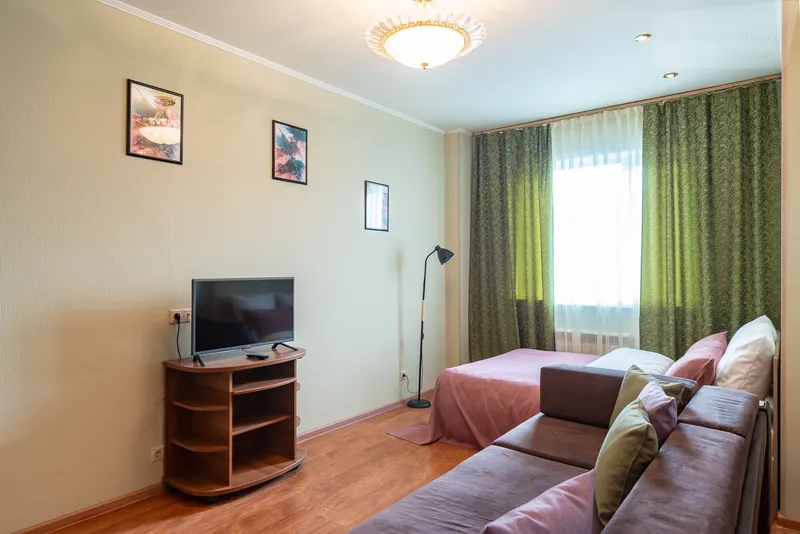 Омская улица, 25