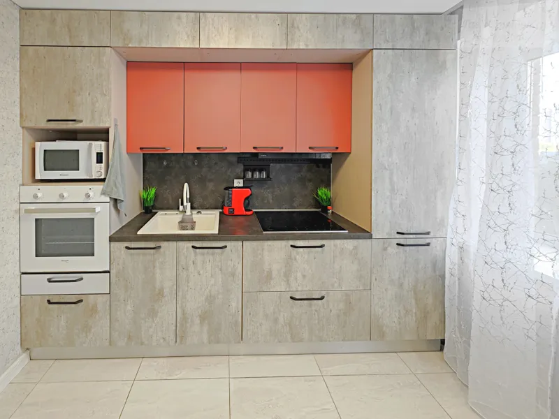 Ново-Садовая улица, 181