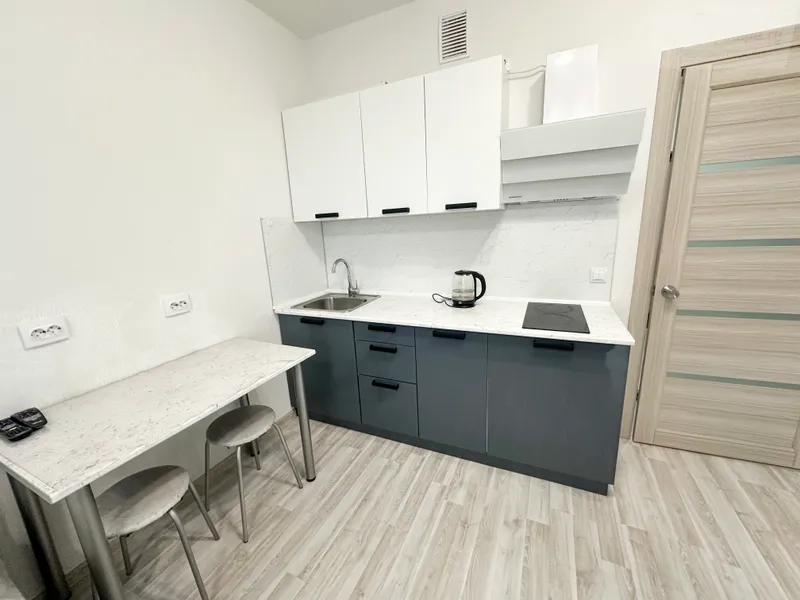 улица Софьи Перовской, 104