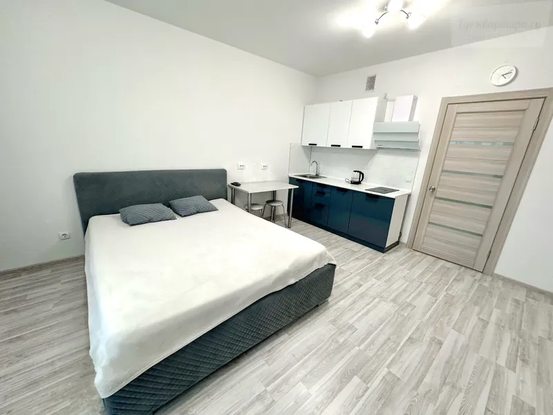 улица Софьи Перовской, 104