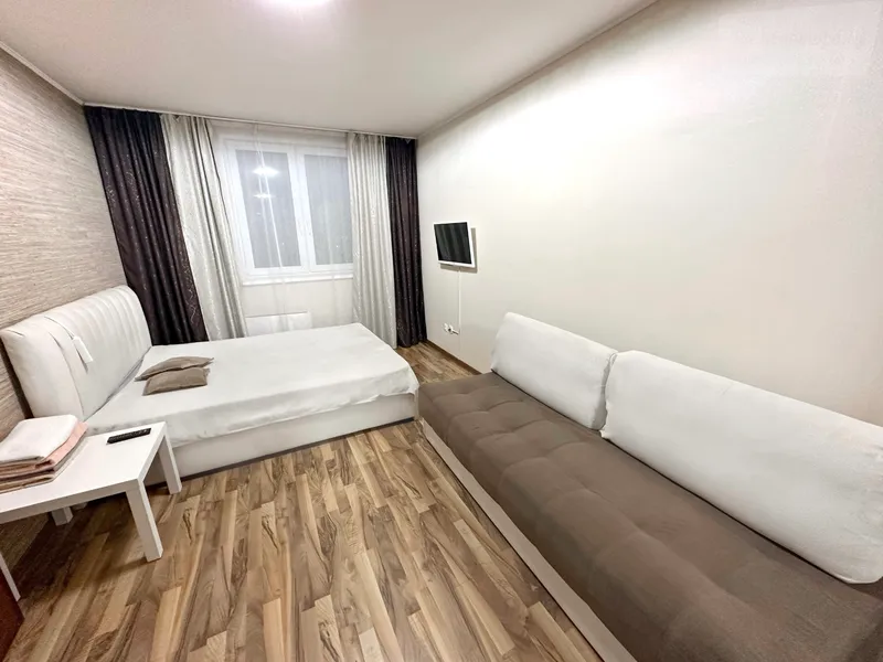 Шефская улица, 103