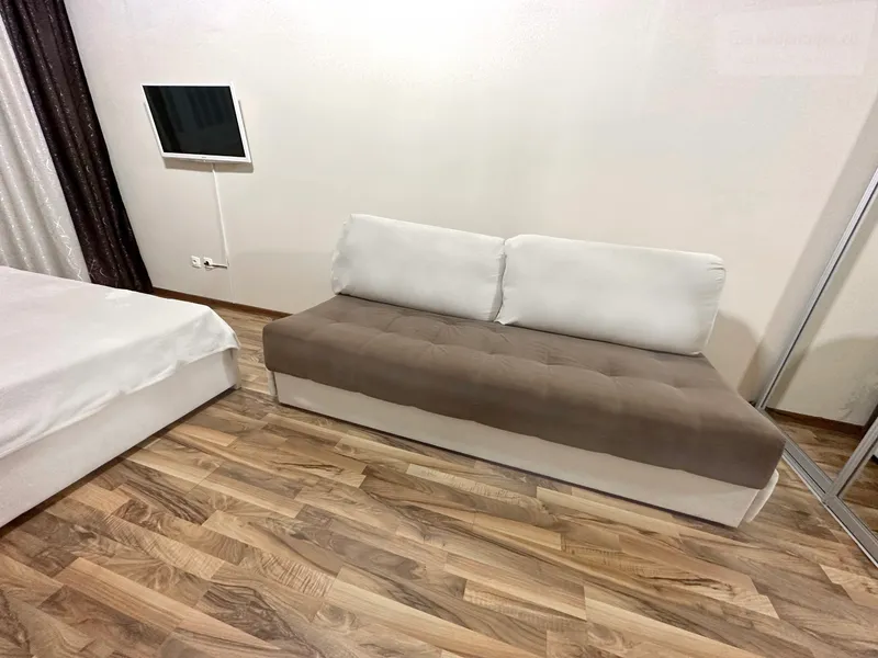 Шефская улица, 103