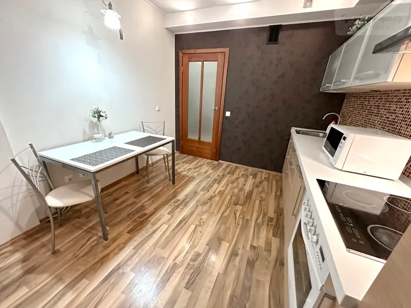 Шефская улица, 103