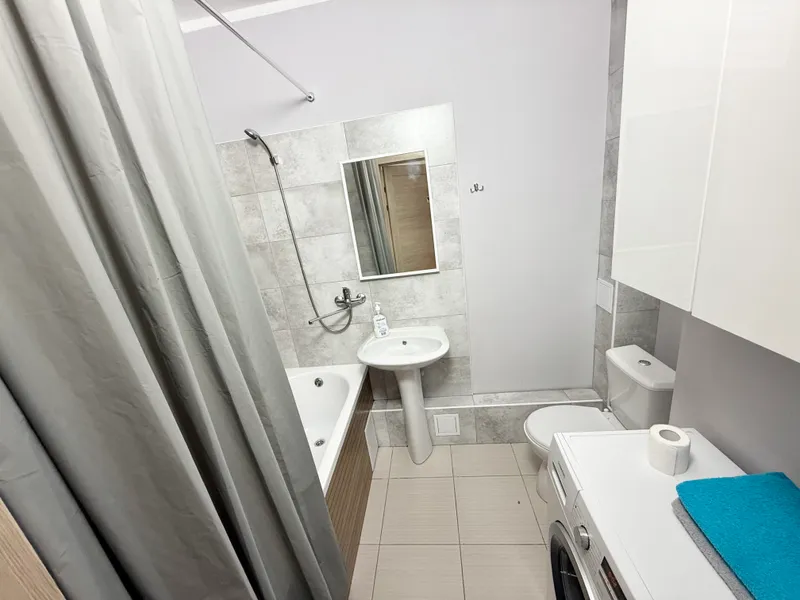 проспект Космонавтов, 108/3