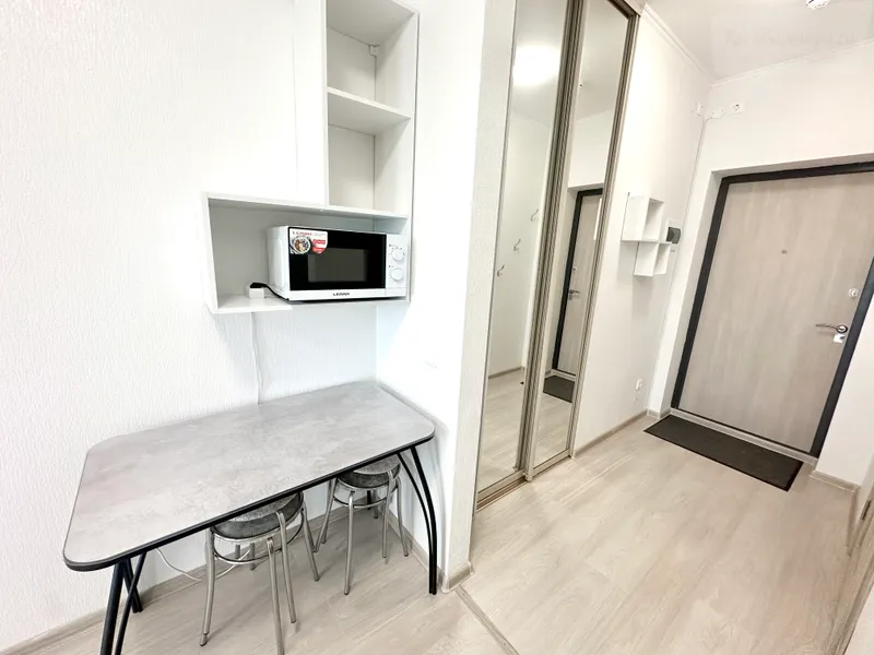 проспект Космонавтов, 108/3