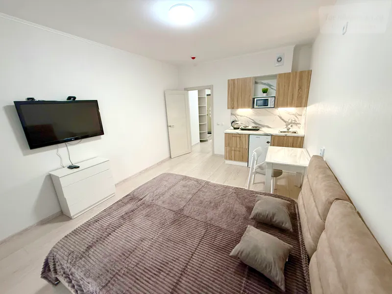 проспект Космонавтов, 108/4