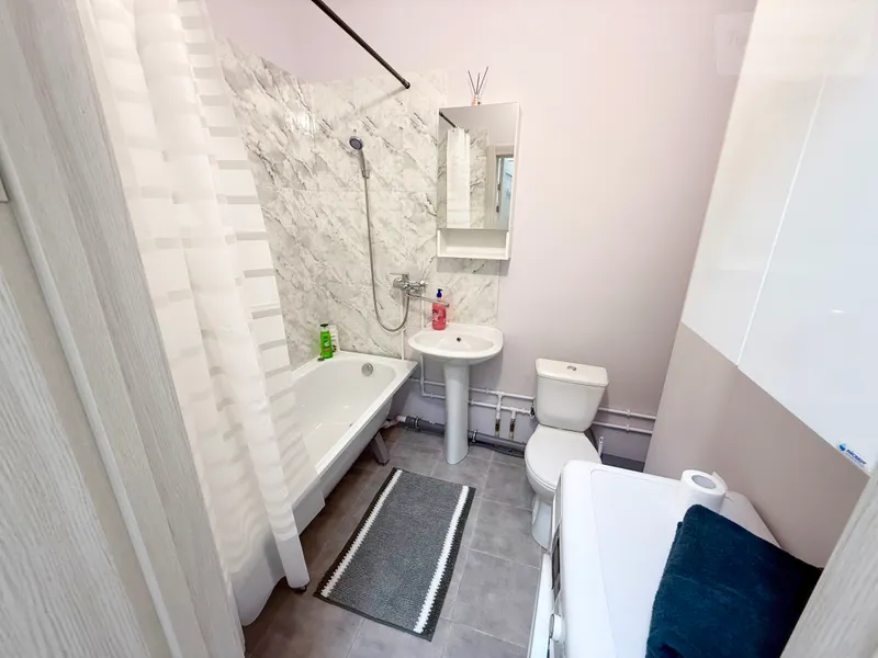 проспект Космонавтов, 108/4