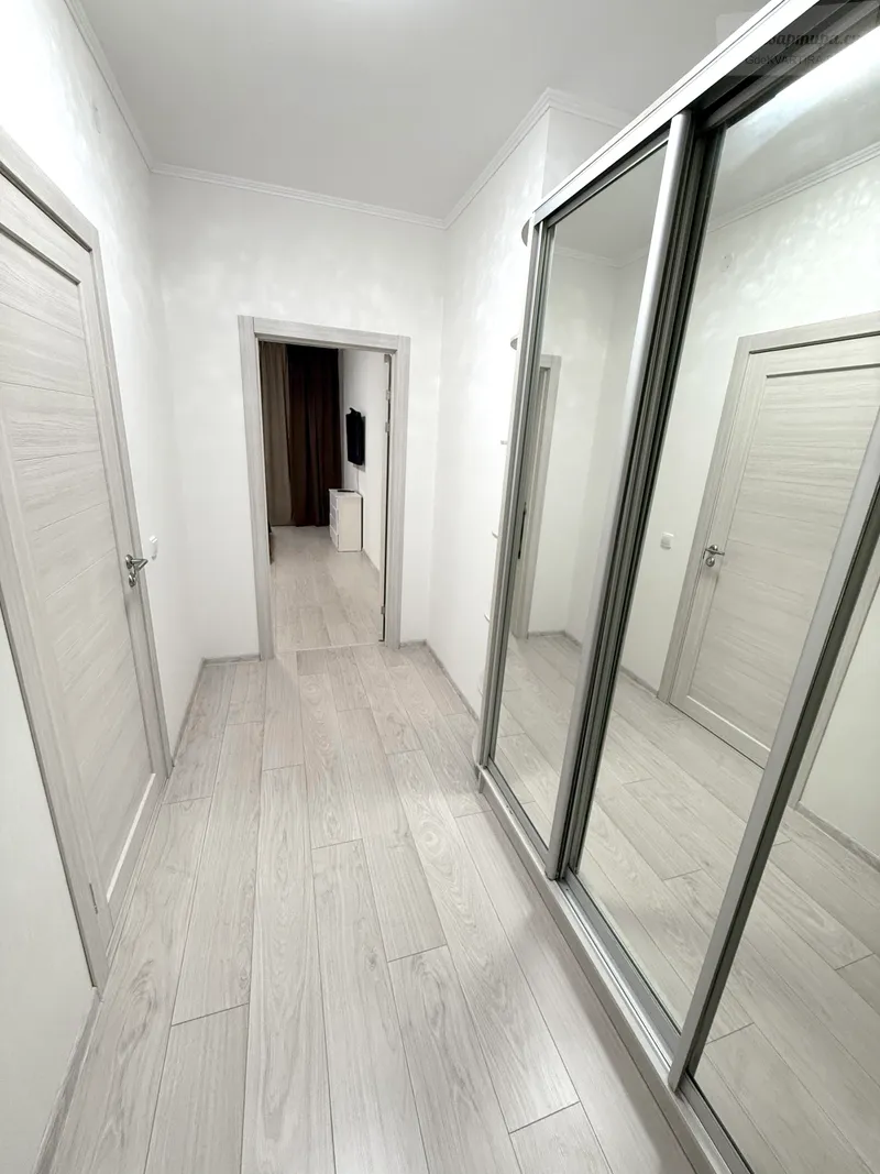 проспект Космонавтов, 108/4