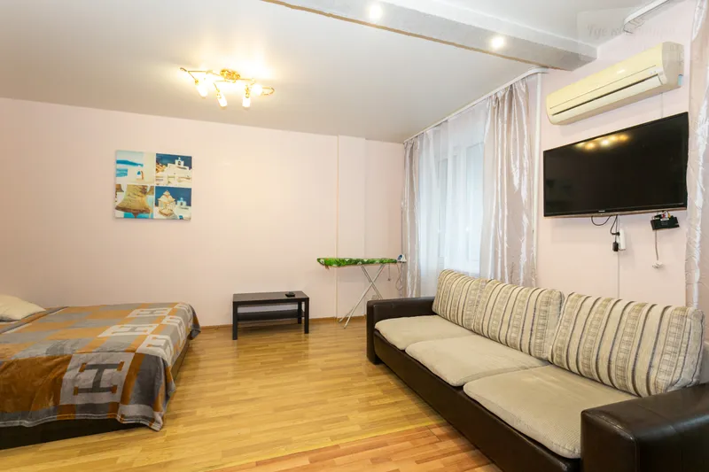 улица Галущака, 2