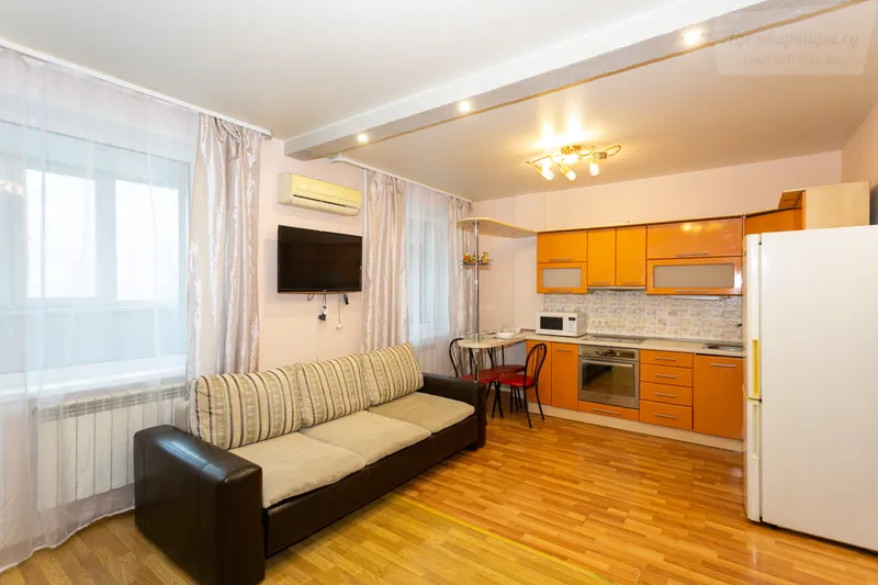 улица Галущака, 2