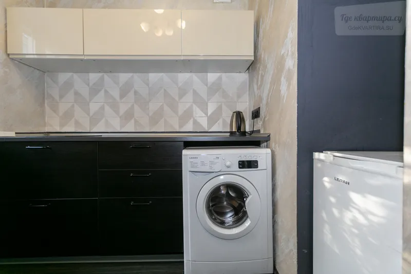 Комсомольский проспект, 8