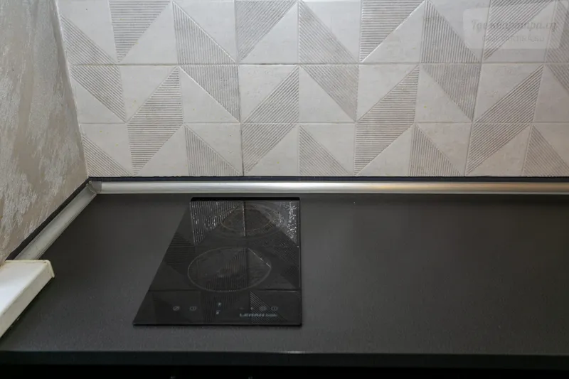 Комсомольский проспект, 8