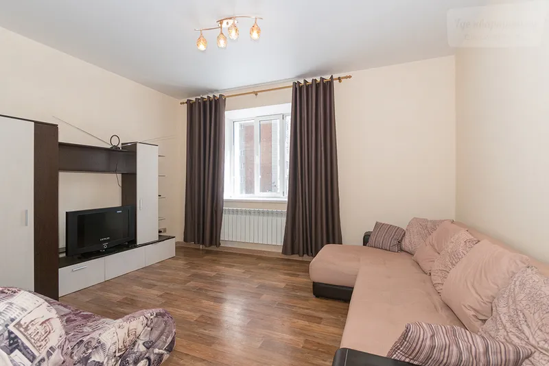 улица Кошурникова, 2/1