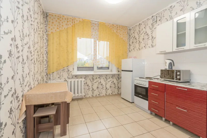 улица Адриена Лежена, 17